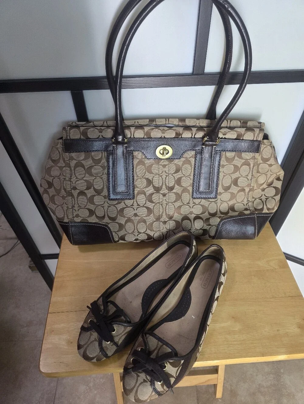 Coach Tote Bag & Shoes Signature Canvas Tote Brown with Dark Brown Trim SIZE 11